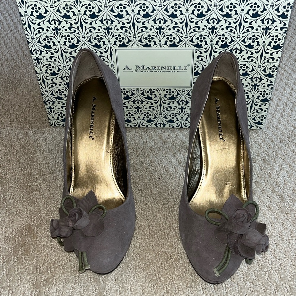 A. Marinelli Parke pumps